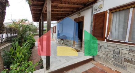 Продаж - Таунхаус 235 m² в передмісті Салонік