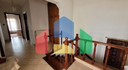 Продаж - Таунхаус 235 m² в передмісті Салонік