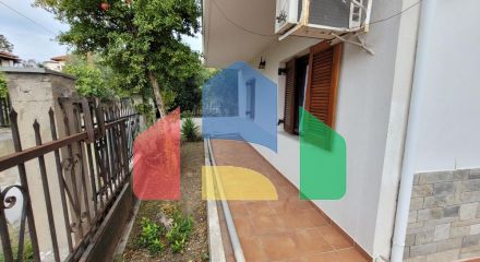 Продаж - Таунхаус 235 m² в передмісті Салонік