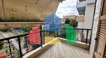 Продаж - Таунхаус 235 m² в передмісті Салонік