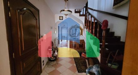 Продаж - Таунхаус 235 m² в передмісті Салонік