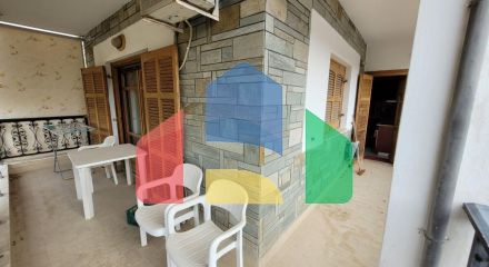 Продаж - Таунхаус 235 m² в передмісті Салонік