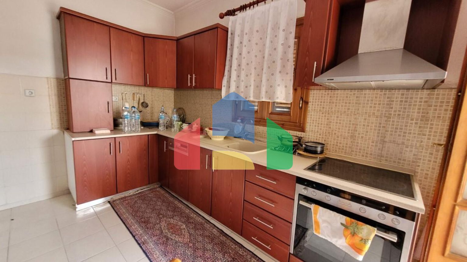 Продаж - Таунхаус 235 m² в передмісті Салонік