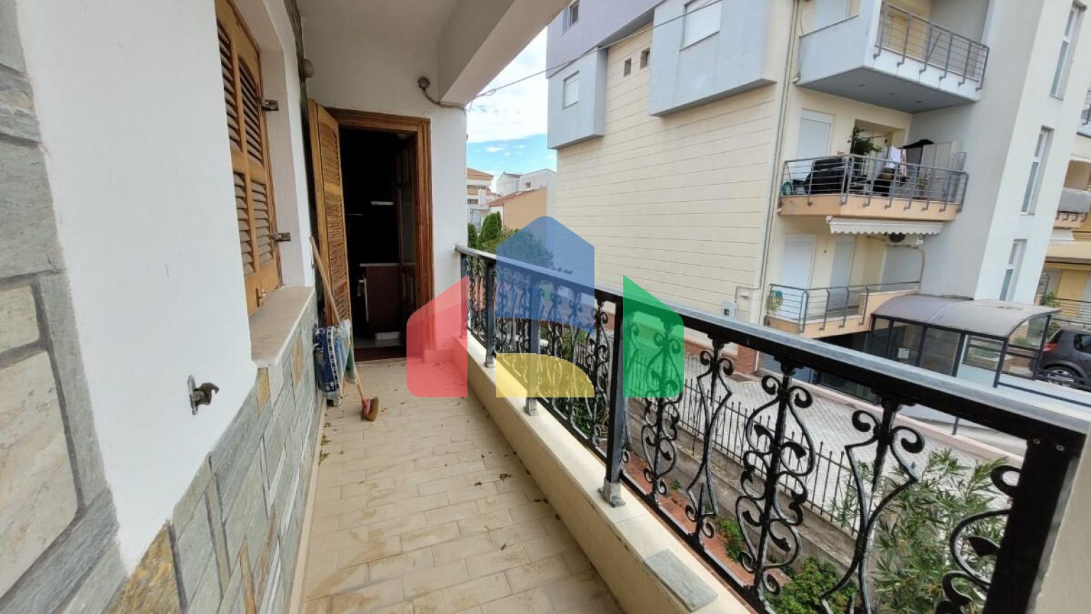 Продаж - Таунхаус 235 m² в передмісті Салонік