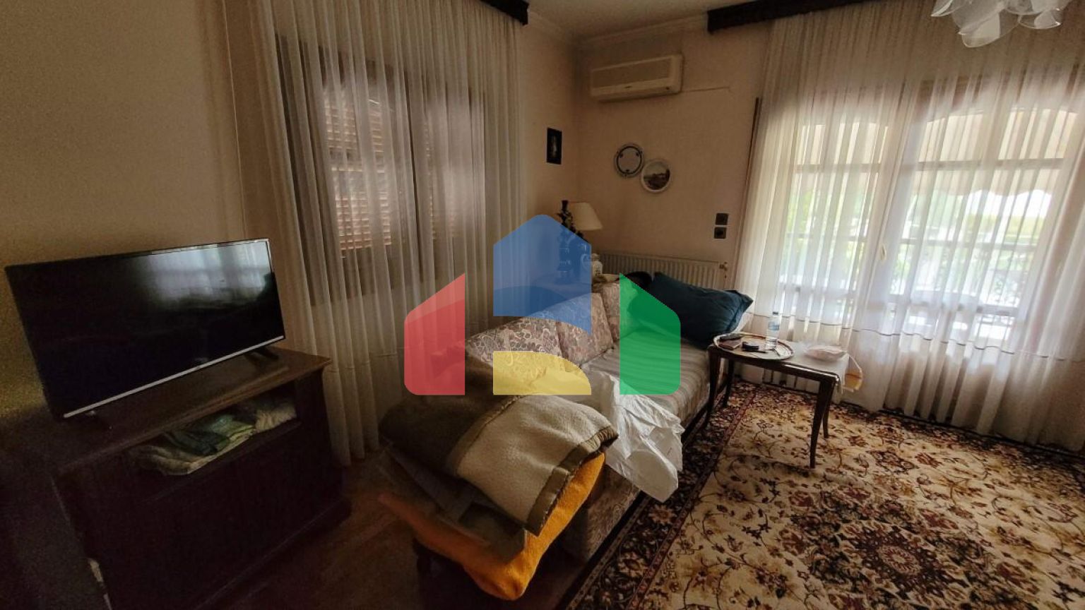 Продаж - Таунхаус 235 m² в передмісті Салонік