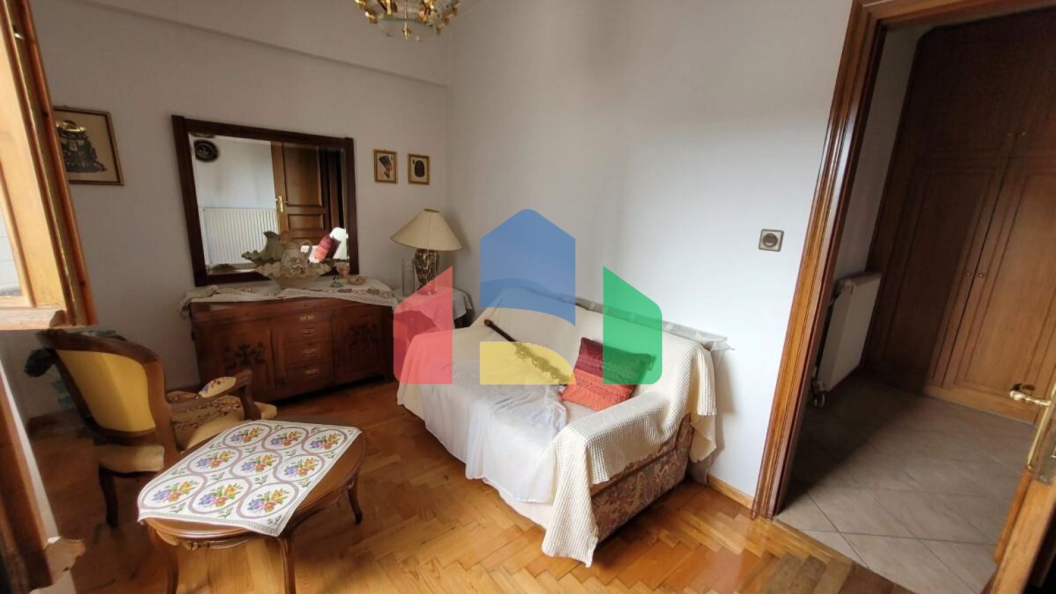 Продаж - Таунхаус 235 m² в передмісті Салонік