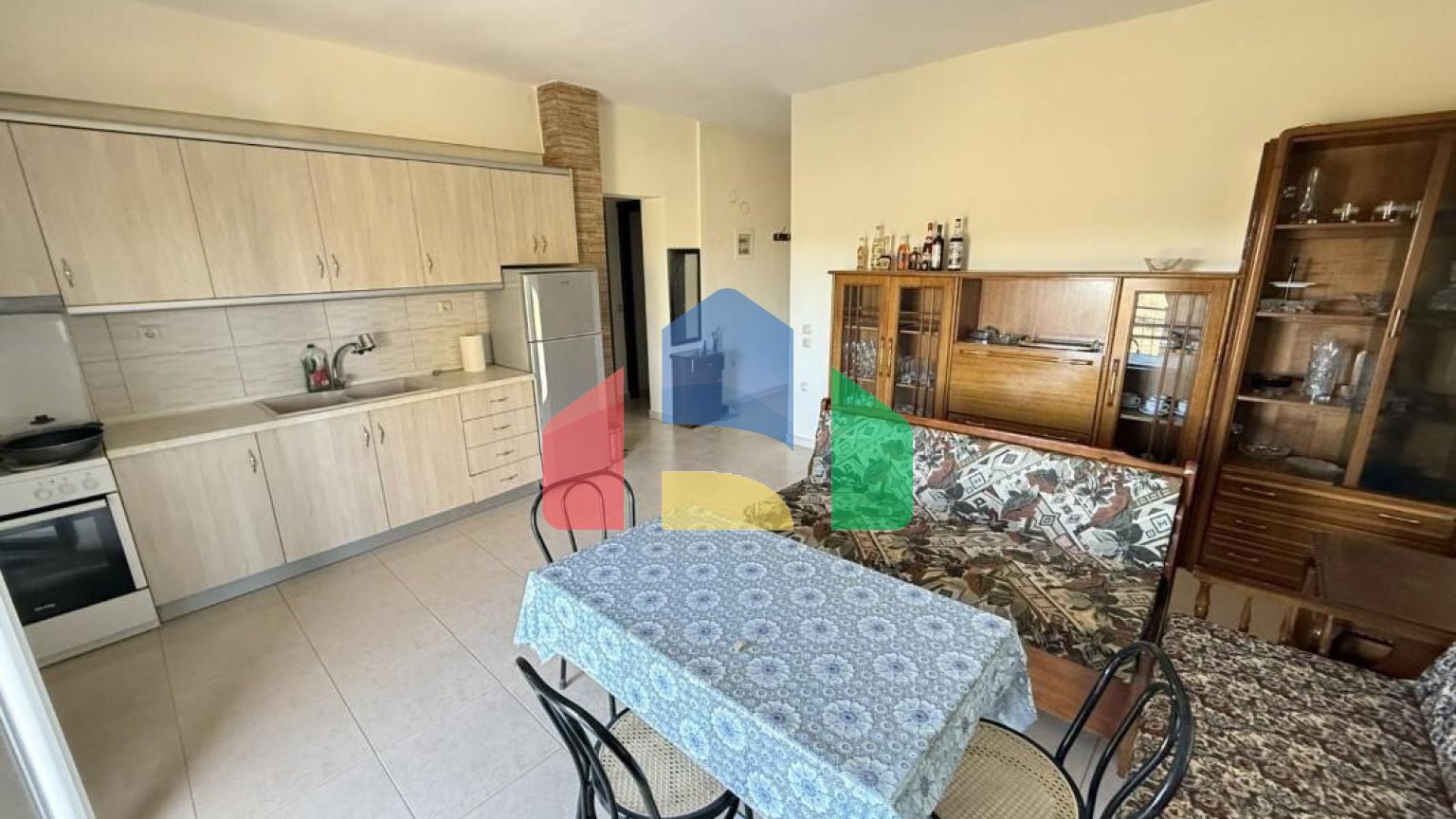 Продаж - Квартира 86 m² в передмісті Салонік