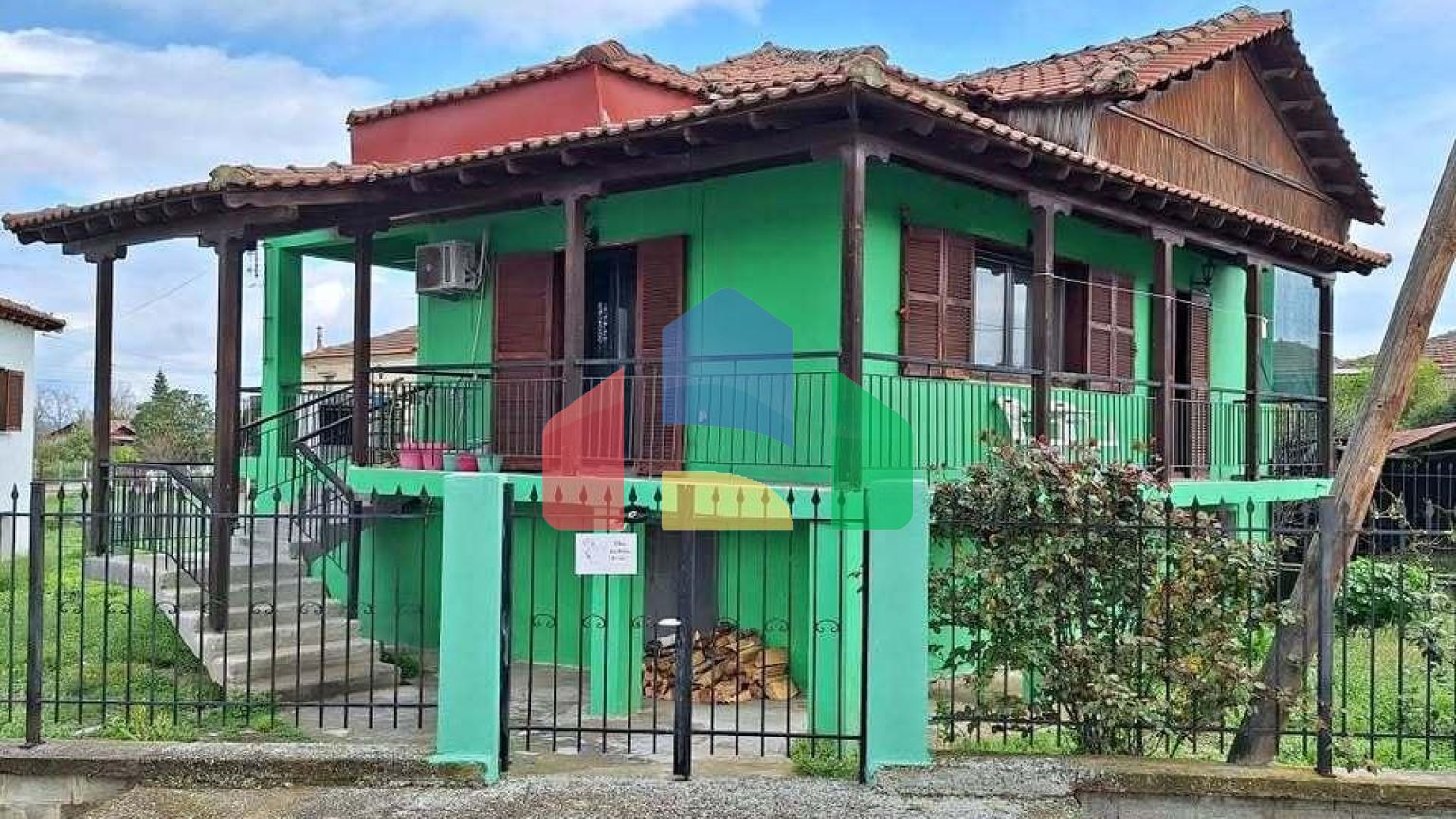 Продаж - Котедж 78 m² в передмісті Салонік