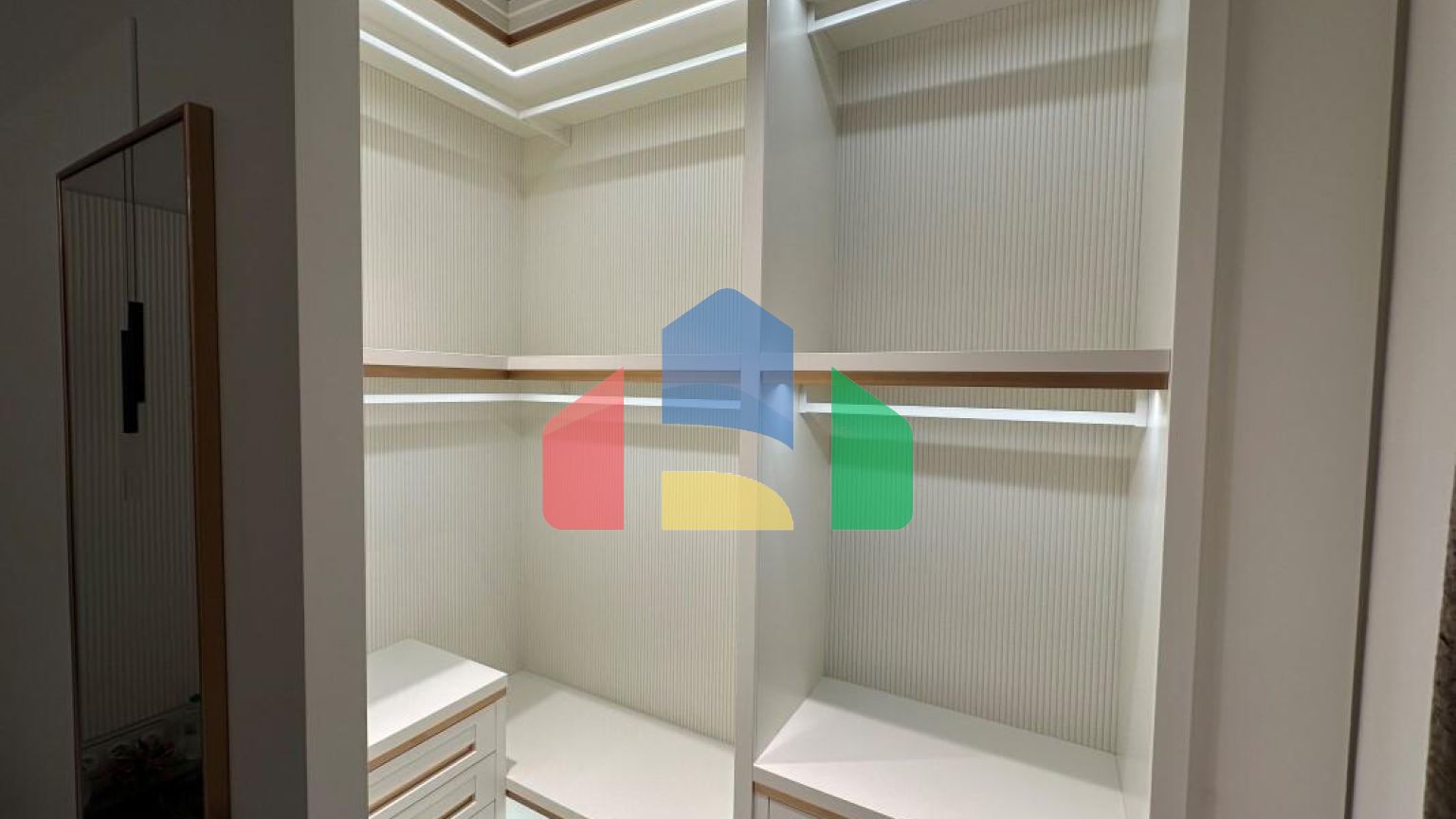 Продаж - Таунхаус 180 m² в передмісті Салонік