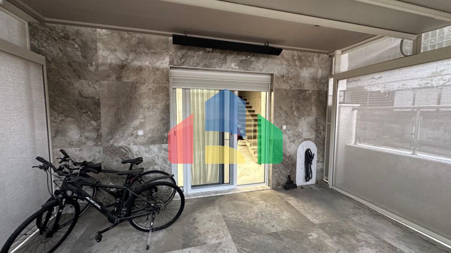 Продаж - Таунхаус 180 m² в передмісті Салонік