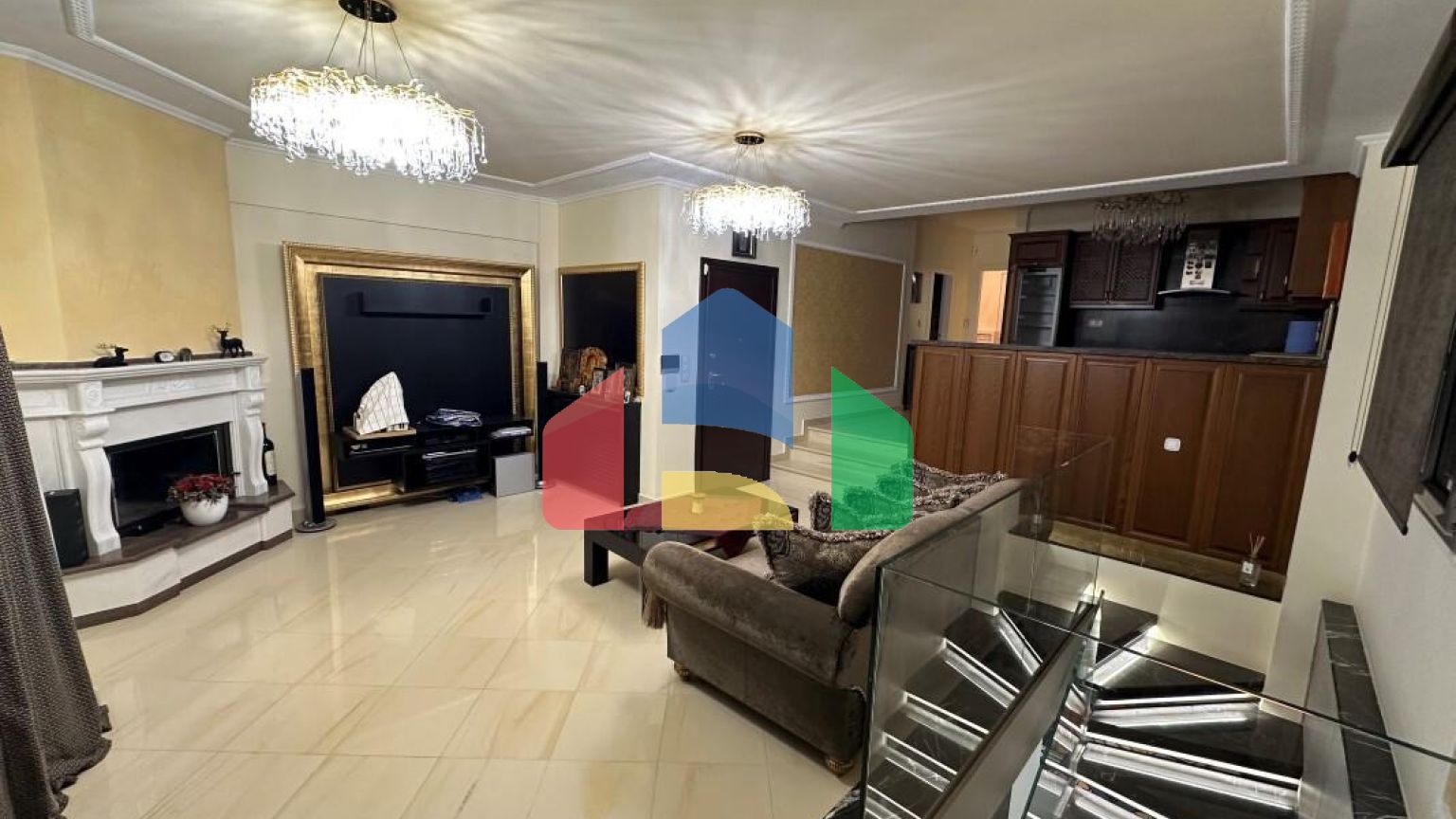 Продаж - Таунхаус 180 m² в передмісті Салонік