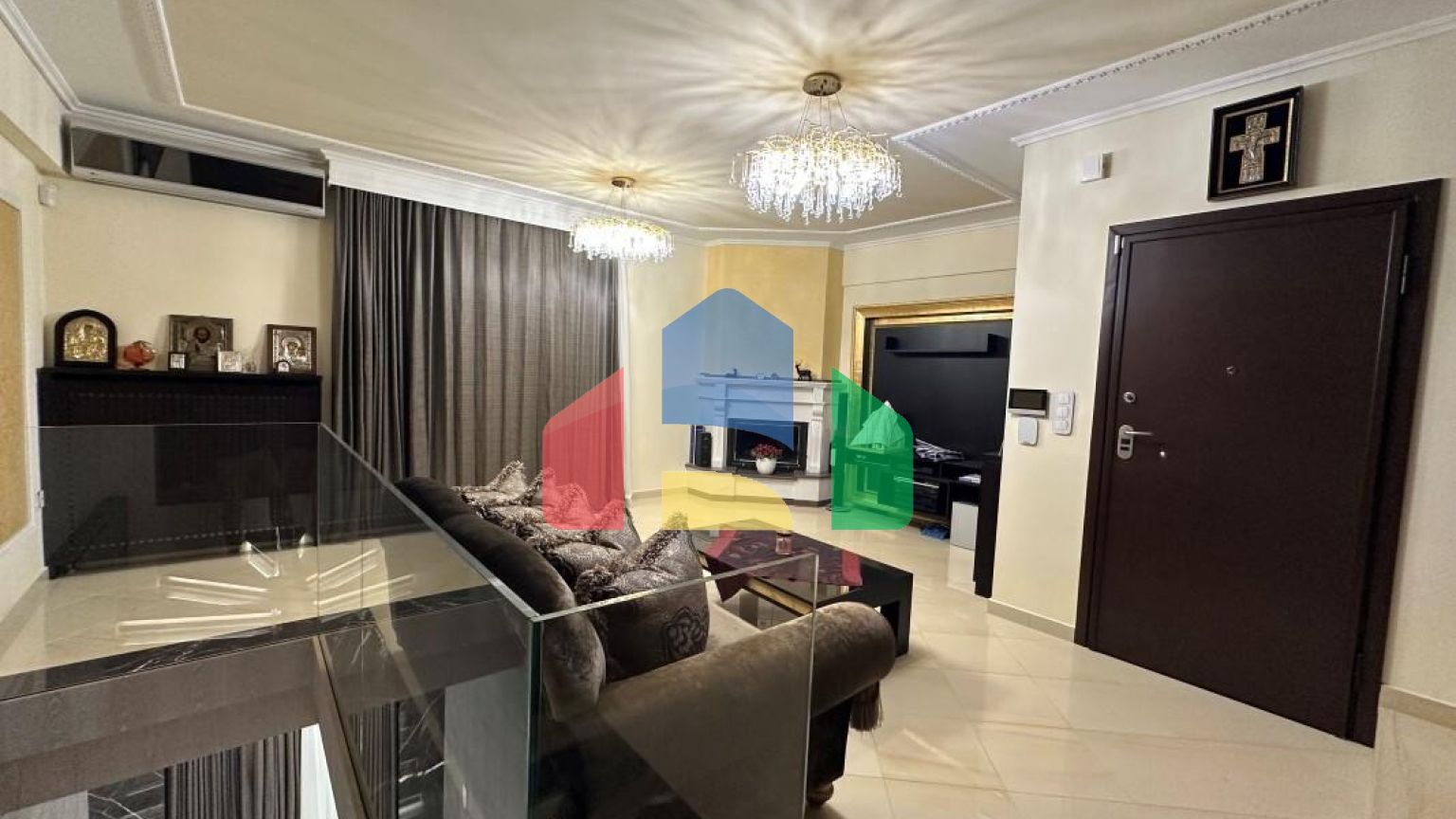 Продаж - Таунхаус 180 m² в передмісті Салонік