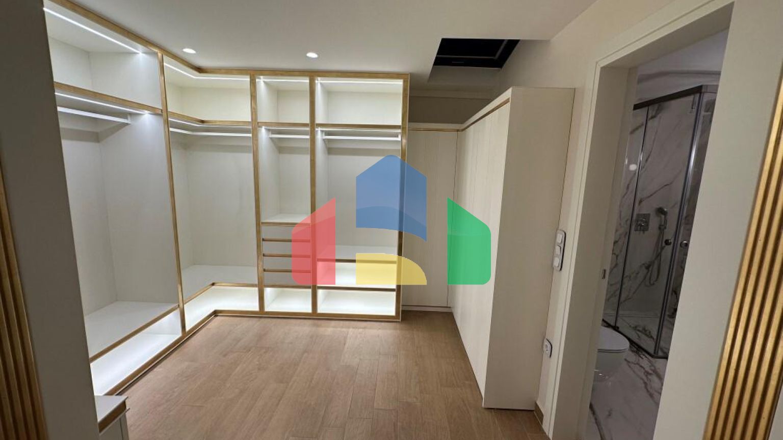 Продаж - Таунхаус 180 m² в передмісті Салонік