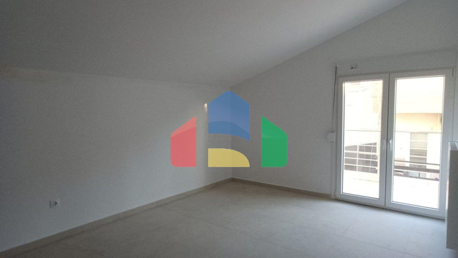 Продаж - Квартира 35 m² в передмісті Салонік