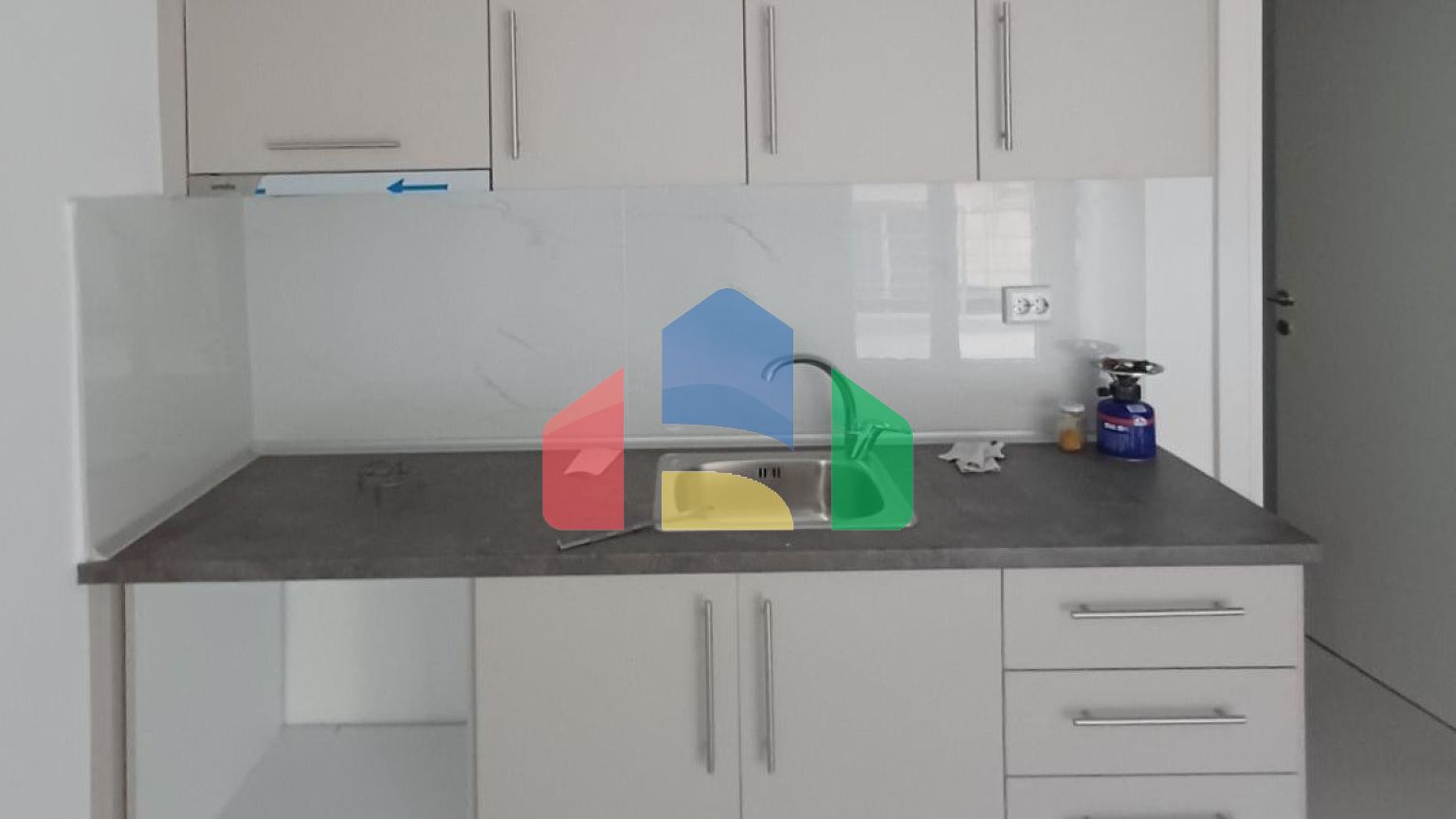 Продаж - Квартира 35 m² в передмісті Салонік