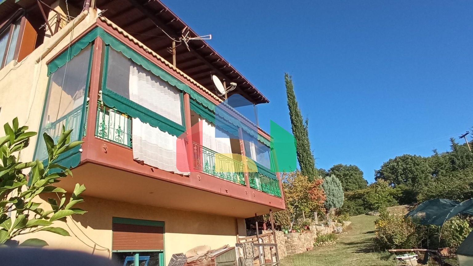 Продаж - Котедж 240 m² в передмісті Салонік