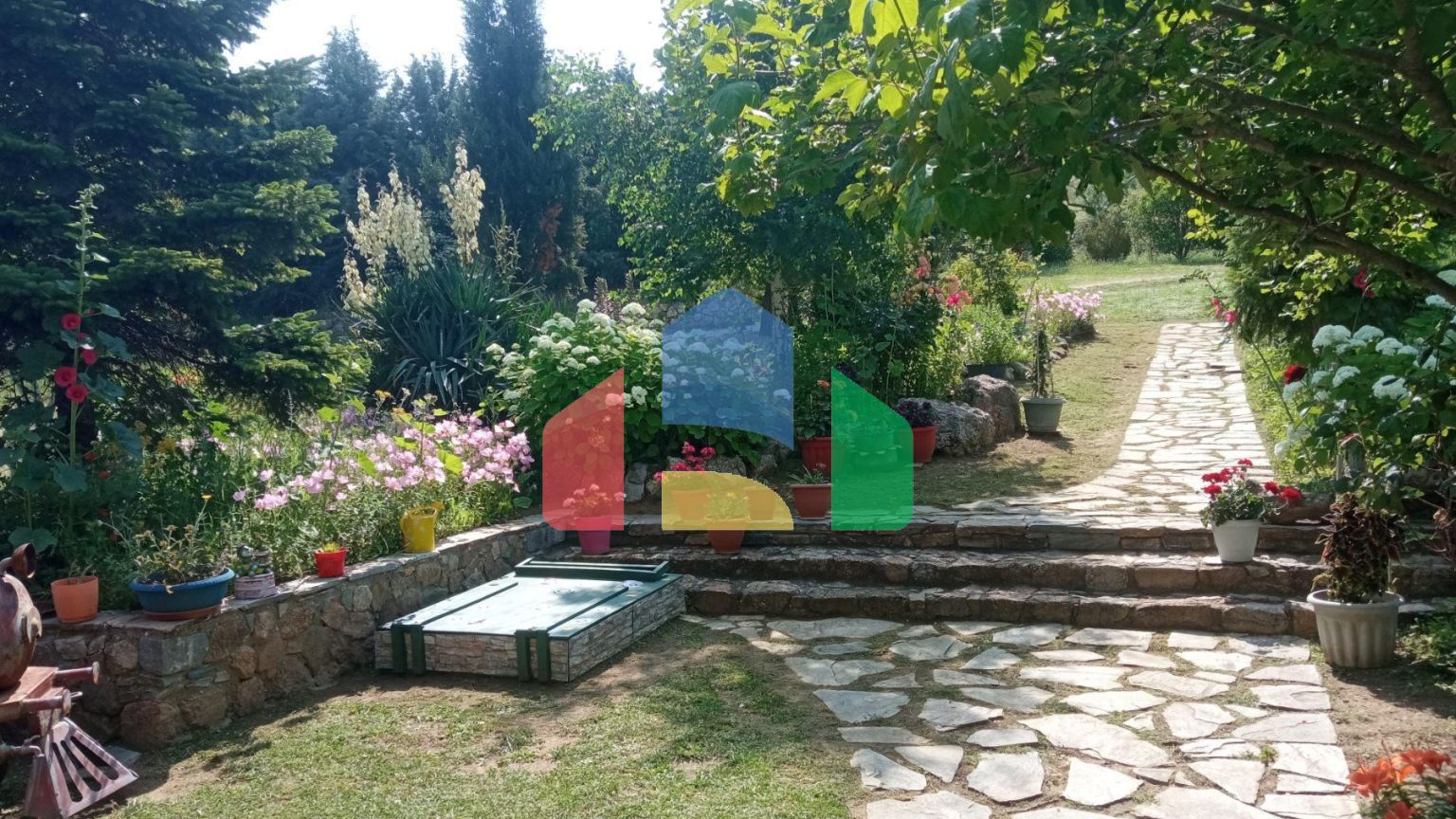 Продаж - Котедж 240 m² в передмісті Салонік