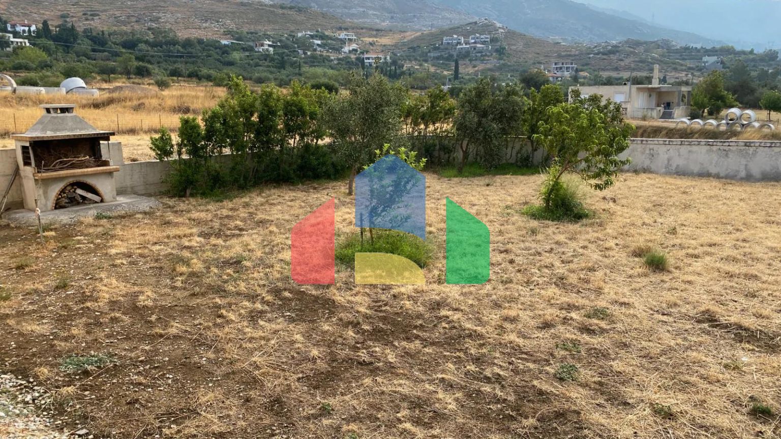 Продаж - Квартира 190 m² Евія