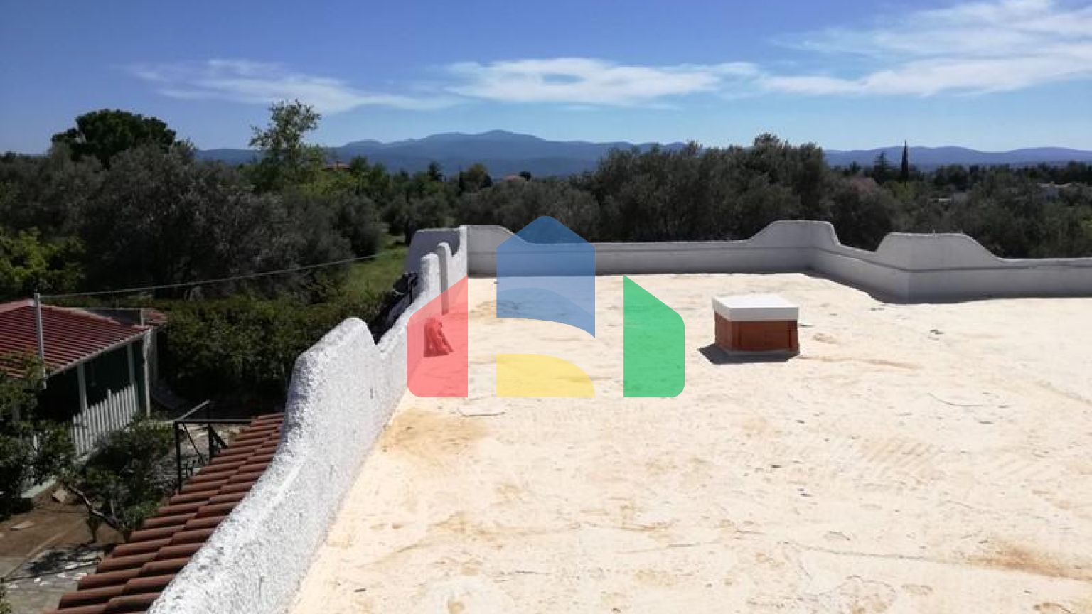 Продажа - Коттедж 100 m² Эвия