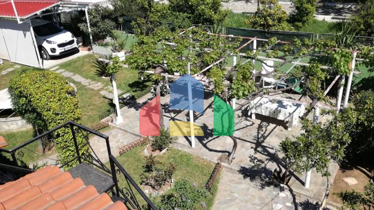 Продажа - Коттедж 100 m² Эвия