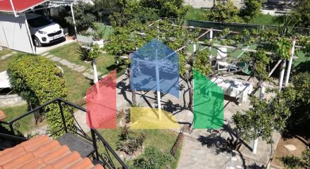 Продажа - Коттедж 100 m² Эвия