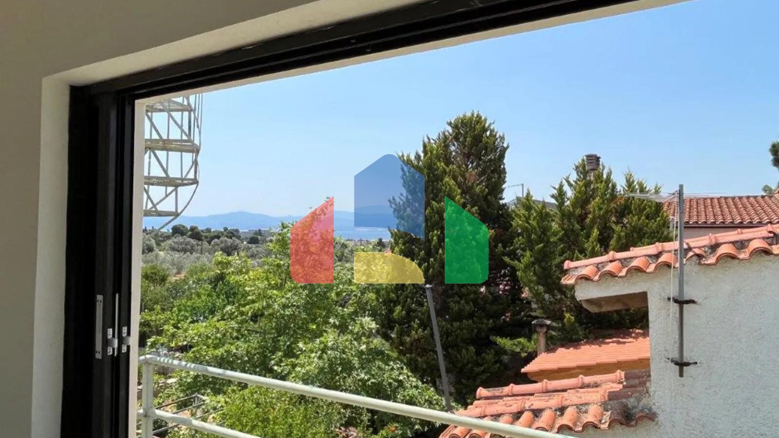 Продажа - Коттедж 120 m² Эвия