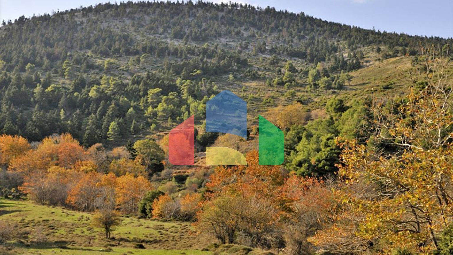 Продаж - Готель 900 m² Евія