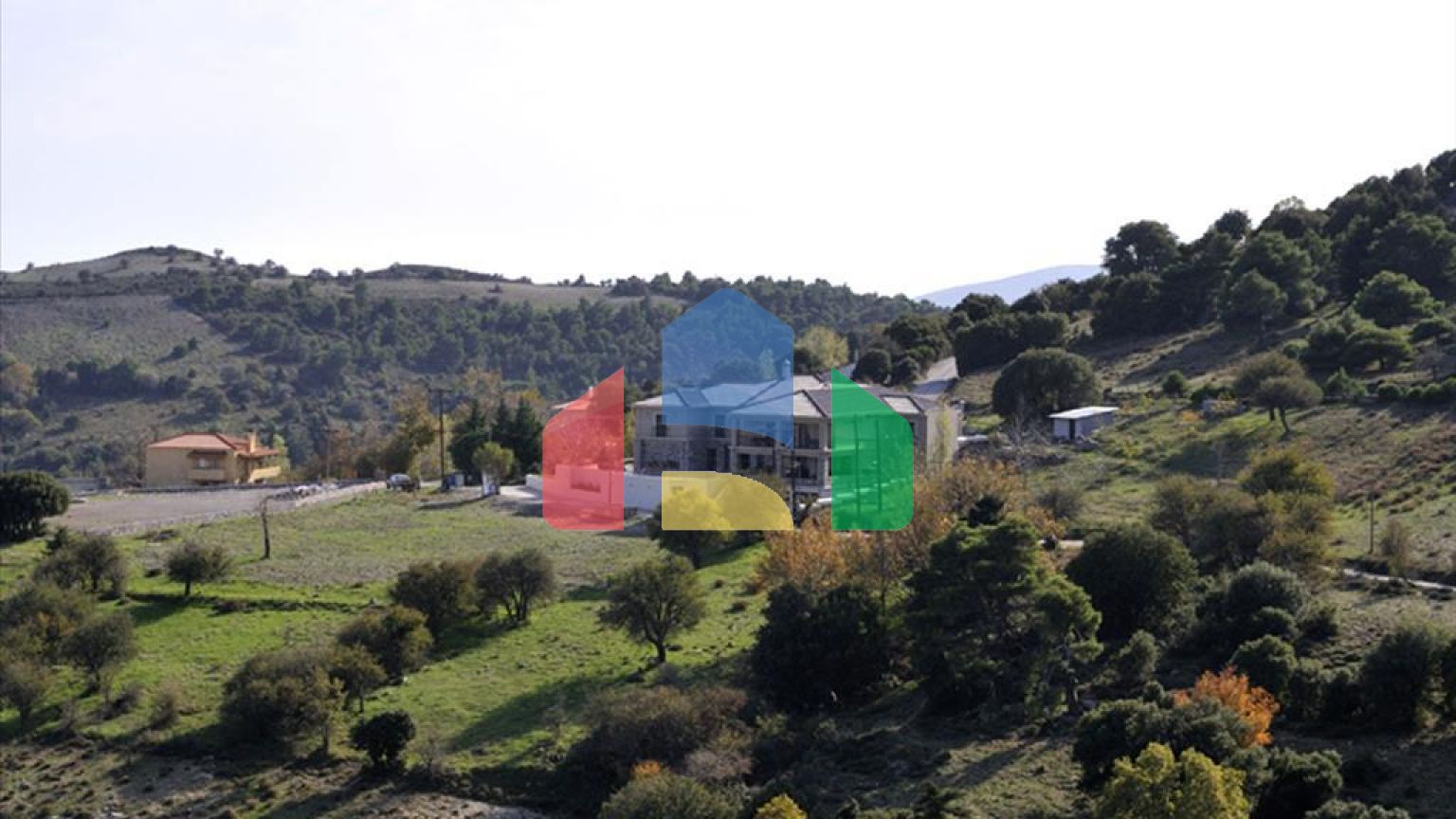 Продаж - Готель 900 m² Евія