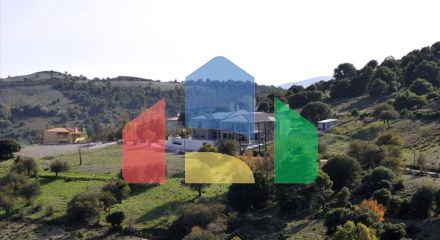 Продаж - Готель 900 m² Евія