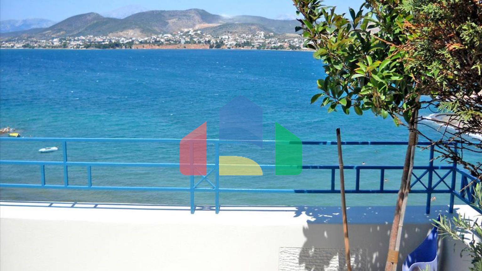 Продажа - Таунхаус 132 m² Эвия