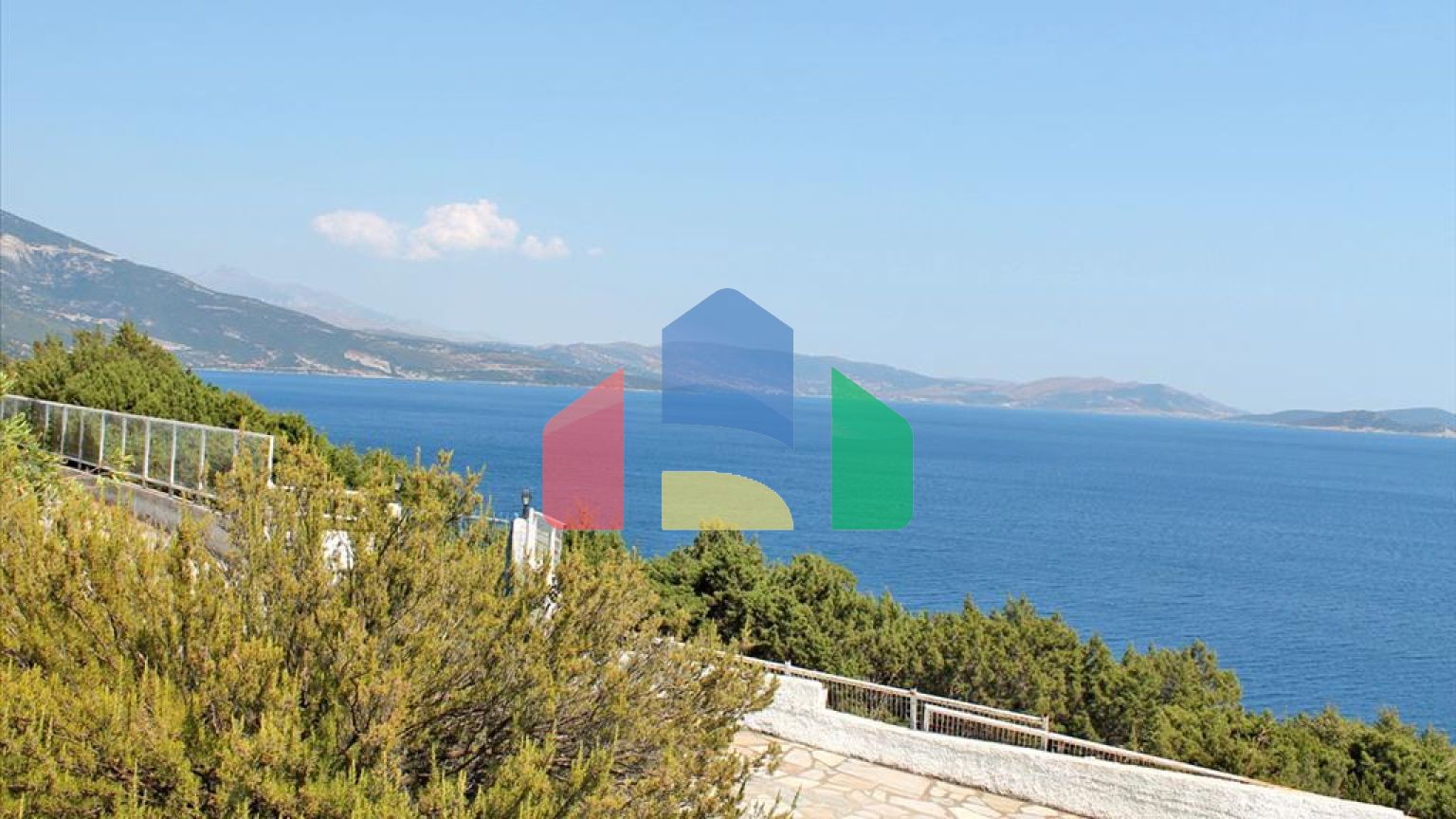 Продажа - Коттедж 145 m² Эвия