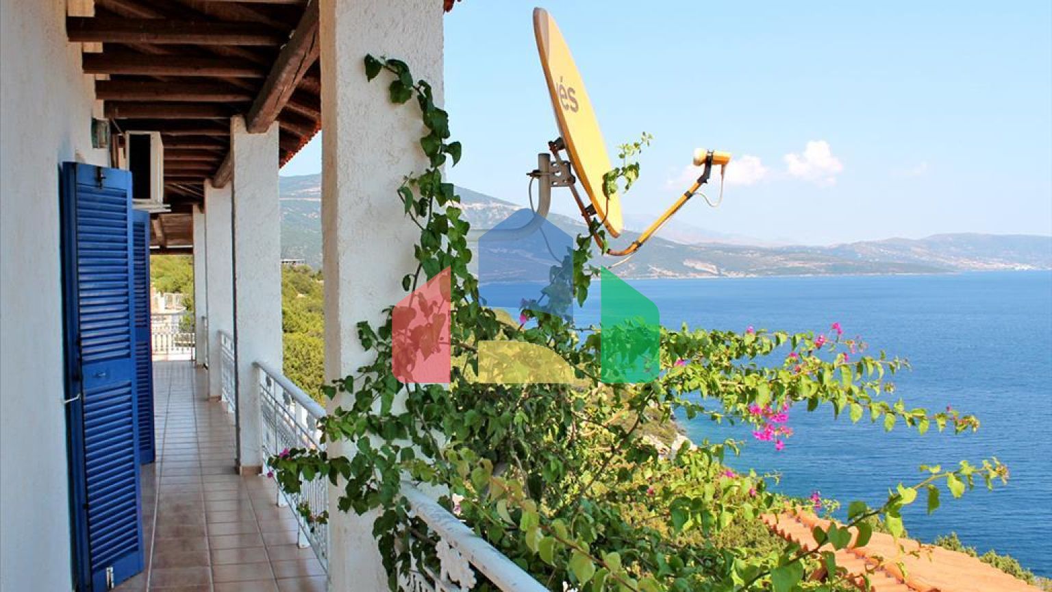 Продажа - Коттедж 145 m² Эвия