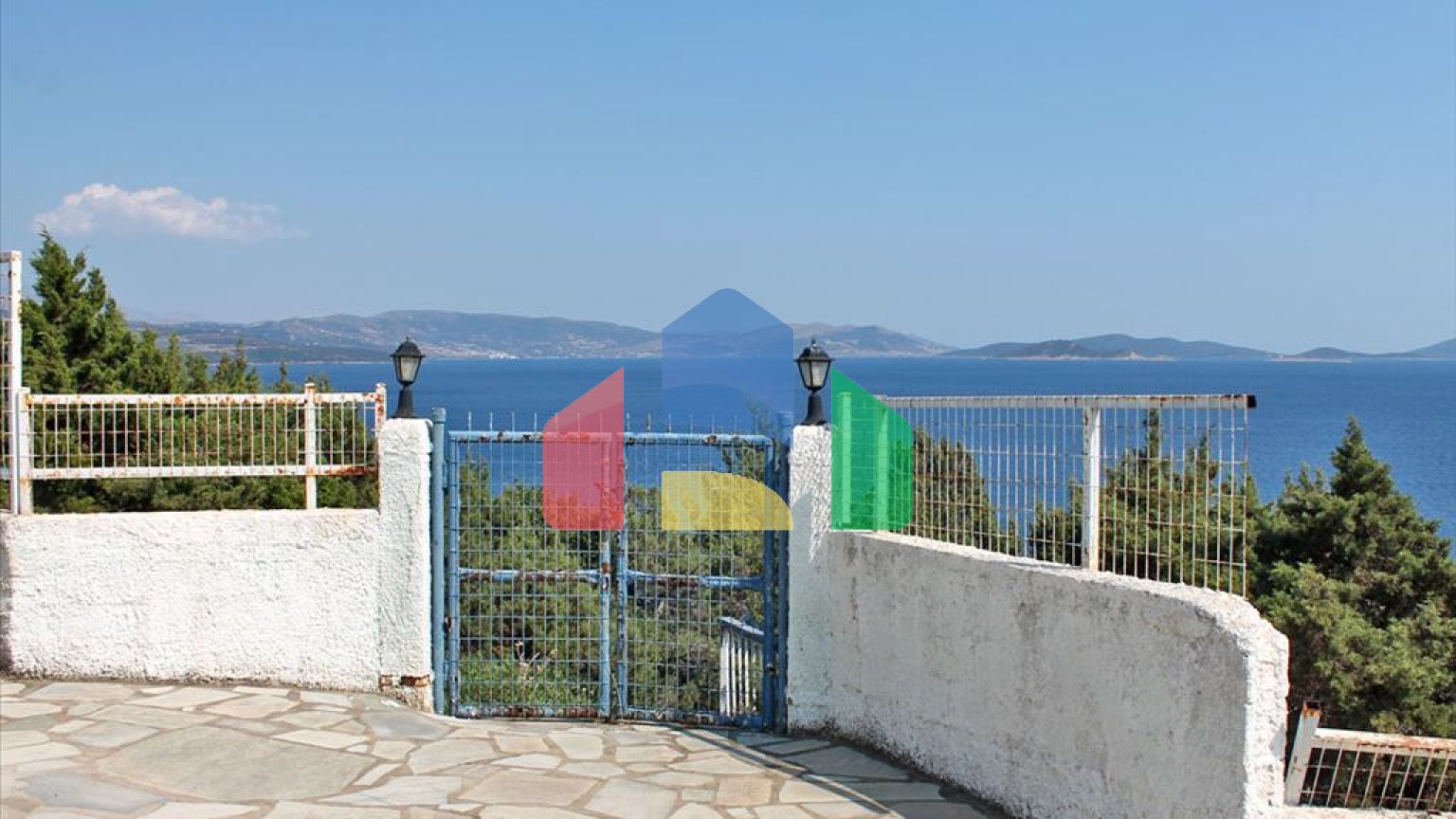 Продажа - Коттедж 145 m² Эвия