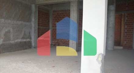 Продаж - Будівля 470 m² Евія
