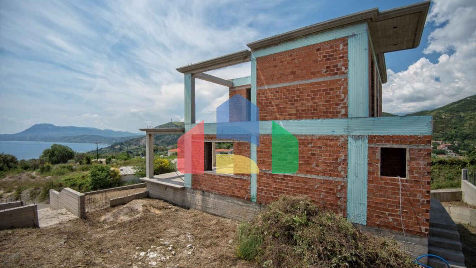 Продаж - Таунхаус 196 m² Евія