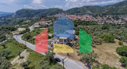 Продаж - Таунхаус 196 m² Евія