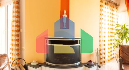 Продаж - Котедж 312 m² Евія