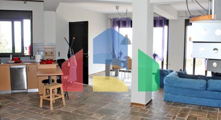 Продаж - Таунхаус 135 m² Евія