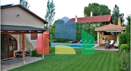 Продажа - Вилла 220 m² Эвия