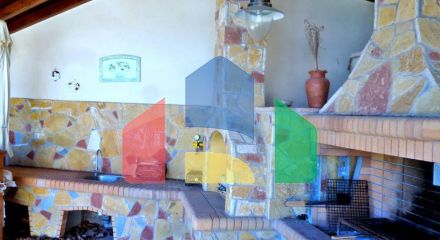 Продажа - Вилла 446 m² Эвия