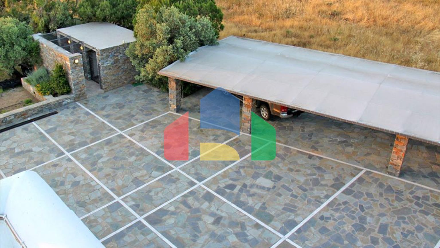 Продажа - Вилла 475 m² Эвия