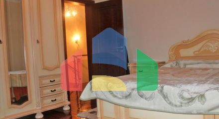 Продаж - Котедж 300 m² Евія