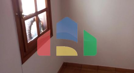 Продаж - Котедж 250 m² Евія