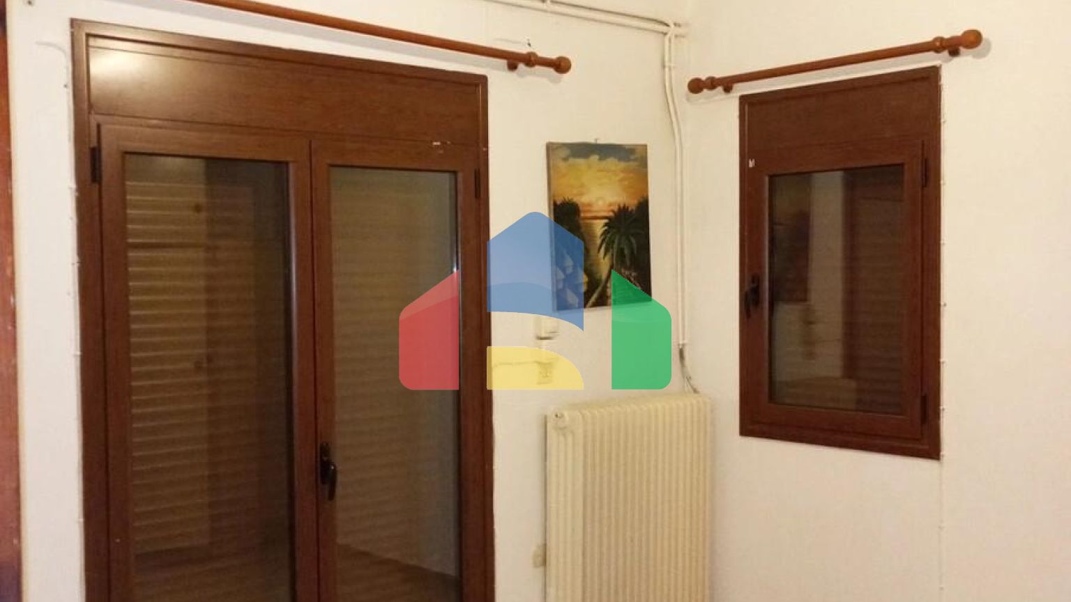 Продаж - Котедж 250 m² Евія