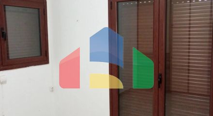 Продаж - Котедж 250 m² Евія