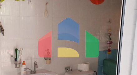 Продаж - Котедж 250 m² Евія