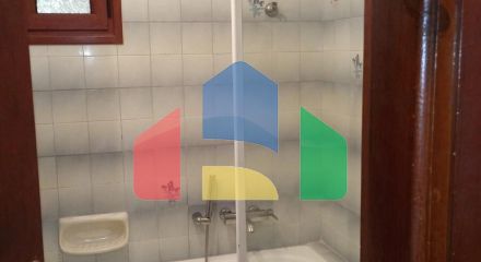 Продаж - Котедж 250 m² Евія