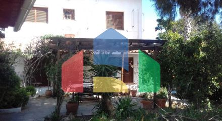 Продаж - Котедж 250 m² Евія