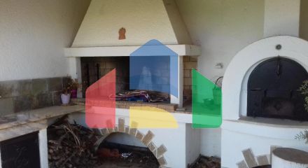 Продаж - Котедж 250 m² Евія