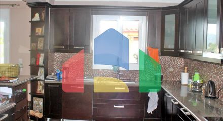 Продажа - Коттедж 390 m² Эвия